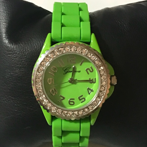 Geneva‎ Watch - Picture 1 of 7